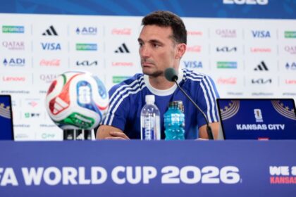 lionel-scaloni-after-argentina-win:-‘messi-will-be-the-best-as-long-as-he-wants-to’