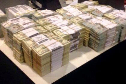 la-justicia-espera-un-informe-clave-del-banco-galicia-sobre-los-u$s-5-millones-de-florencia-kirchner-para-avanzar-en-su-decomiso