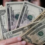 dolar-hoy-y-dolar-blue,-en-vivo:-a-cuanto-cotiza-el-oficial-y-cual-es-el-precio-del-paralelo-este-miercoles-17-de-junio,-minuto-a-minuto