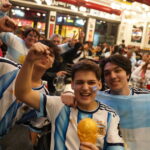 despues-del-debut-con-goleada-en-el-mundial,-argentina-ahora-se-juega-la-reclasificacion-en-los-mercados-financieros