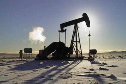 mas-financiamiento-al-petroleo,-menos-compromiso-climatico:-el-informe-que-salpica-a-jp-morgan-y-santander