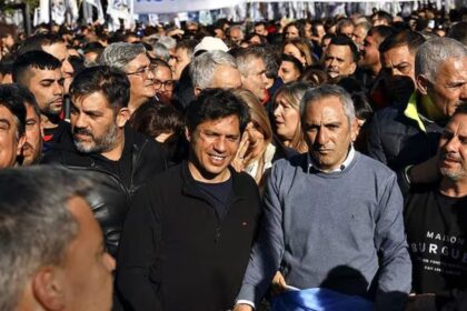 el-cristicamporismo-trata-de-condicionar-a-kicillof-con-la-marcha-por-cfk