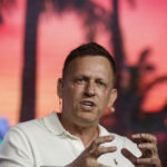 filtran-los-secretos-de-dialog,-el-exclusivo-club-de-peter-thiel-que-reune-a-la-elite-politica-y-tecnologica-mundial