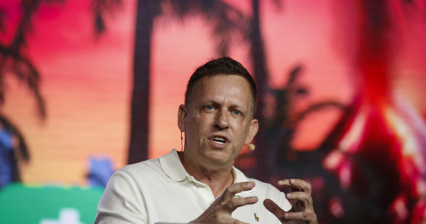 filtran-los-secretos-de-dialog,-el-exclusivo-club-de-peter-thiel-que-reune-a-la-elite-politica-y-tecnologica-mundial