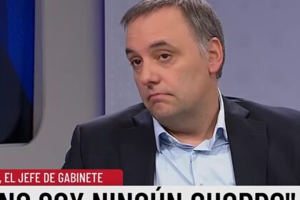 el-fiscal-pone-la-mira-en-las-incongruencias-de-los-gastos-en-dolares-declarados-por-adorni