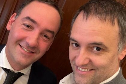 otro-reves-para-adorni:-la-justicia-pidio-la-indagatoria-de-su-hermano-francisco-por-declaraciones-juradas-falsas