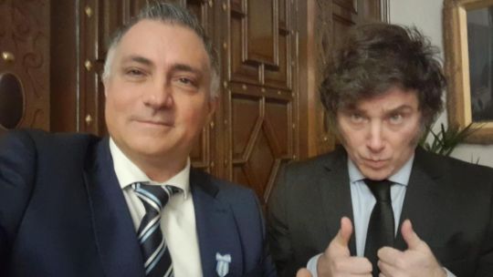 lla-quiere-que-en-provincia-de-buenos-aires-los-jovenes-puedan-ser-concejales-desde-los-18-anos