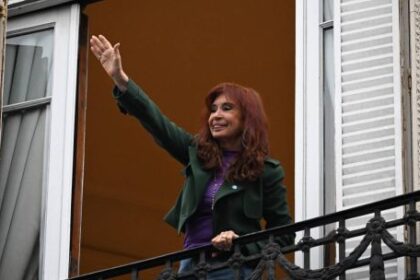 causa-cuadernos:-mas-pilotos-declararon-y-dijeron-que-no-vieron-controles-sobre-valijas-en-vuelos-a-santa-cruz