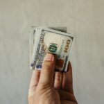 el-dolar-sube-por-cuarto-dia-consecutivo-y-toca-los-$-1.480,-su-maximo-valor-en-5-meses