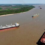 la-hidrovia-cambia-de-manos-y-vuelve-la-discusion-sobre-el-futuro-del-parana
