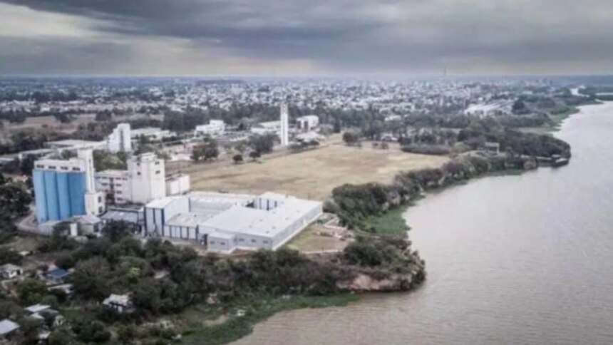detectan-plaguicidas-en-descargas-al-rio-parana-y-vuelve-a-quedar-bajo-la-lupa-una-planta-de-atanor