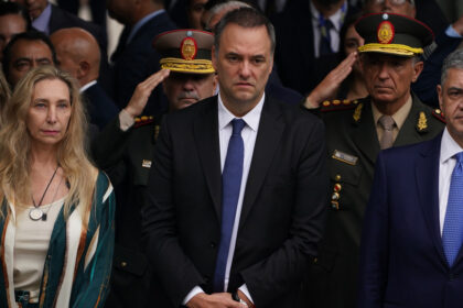 jorge-macri-tambien-cuestiono-la-continuidad-de-adorni-como-jefe-de-gabinete:-“complica-al-gobierno-para-contar-lo-que-esta-bien”