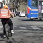 trabajo-en-plataformas:-avanza-la-“uberizacion”-del-empleo,-pero-el-exceso-de-oferta-ya-muestra-senales-de-saturacion