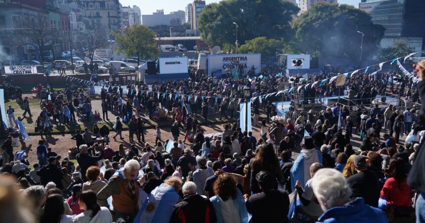 la-militancia-k-realizara-hoy-un-banderazo-en-parque-lezama-para-reclamar-la-liberacion-de-cristina-kirchner