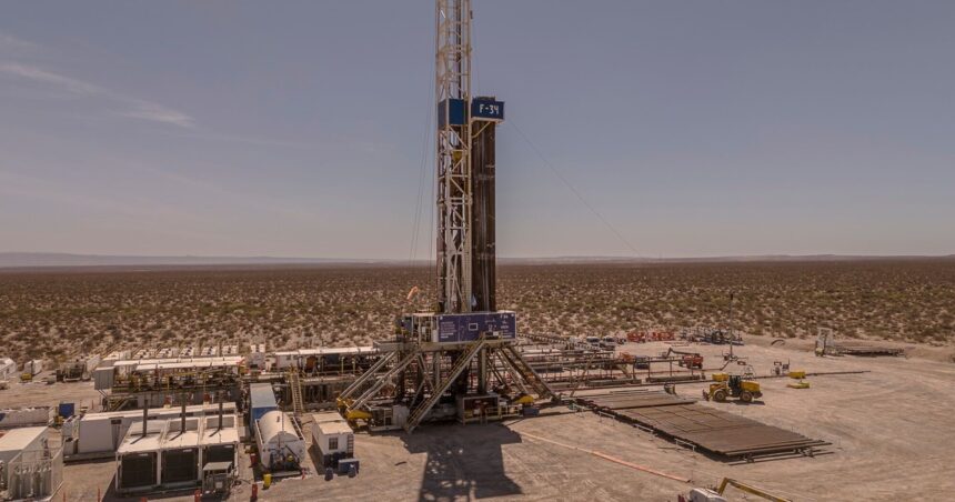 cambio-de-epoca:-el-petroleo-le-gana-al-maiz-y-la-soja,-y-es-el-producto-que-mas-exporta-la-argentina