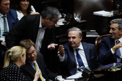cristina-candidata:-los-k-y-pichetto-proponen-anularle-la-condena,-pero-kicillof-y-otros-dudan