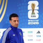 heat-and-drinks-breaks-help-smaller-teams-at-world-cup,-says-argentina-coach-scaloni