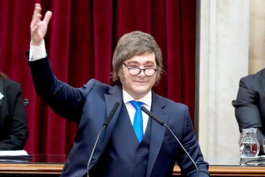 trust-in-milei-government-rises-for-first-time-in-six-months