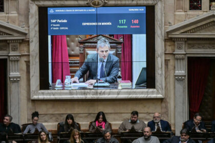 milei-consiguio-retrasar-la-avanzada-en-el-congreso-contra-adorni