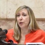 “ratero-serial”,-“¿cuantos-pendrive-de-diferencia-hay?”-y-“nadie-te-pide-tanto”:-las-chicanas-en-diputados-por-la-fallida-sesion-para-la-mocion-de-censura-contra-adorni