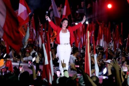 au-perou,-el-riesgo-de-una-crisis-politica-despues-de-la-victoria-en-presencia-de-la-candidata-de-la-derecha-autoritaria,-keiko-fujimori,-a-la-presidencia