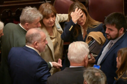 para-evitar-otra-ofensiva-contra-adorni,-la-libertad-avanza-hizo-caer-la-sesion-en-el-senado