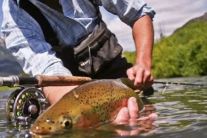 pesca-de-invierno-y-nuevos-escenarios:-el-plan-de-chubut-para-potenciar-el-turismo-todo-el-ano