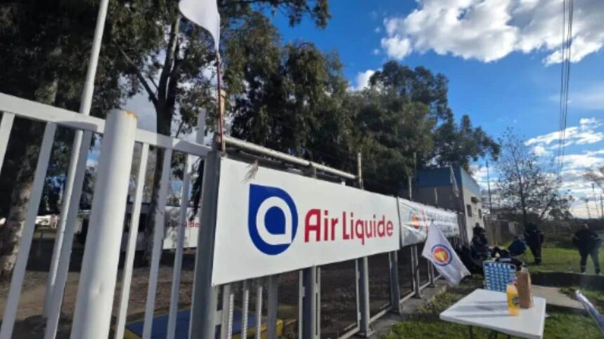 air-liquide,-bajo-fuego:-denuncian-despidos-masivos-y-advierten-sobre-un-posible-riesgo-ambiental-al