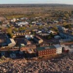 la-vaca-muerta-que-nadie-cuenta:-el-aire-en-la-zona-se-volvio-irrespirable-y-genera-montanas-de-basura