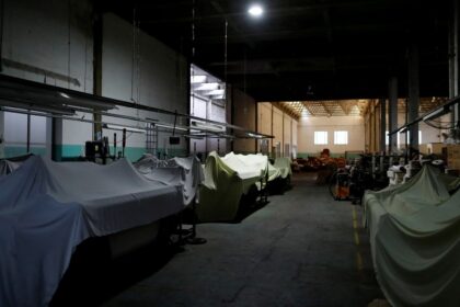 por-la-inestabilidad-laboral,-cae-el-ausentismo-aunque-todavia-afecta-a-mas-de-la-mitad-de-las-empresas