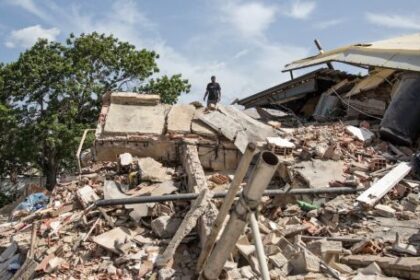 venezuela-earthquakes-death-toll-nears-600-amid-desperate-rescue-effort