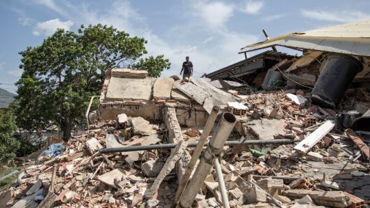 venezuela-earthquakes-death-toll-nears-600-amid-desperate-rescue-effort