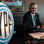 sueldos-millonarios:-el-juego-de-la-silla-en-el-directorio-de-ypf