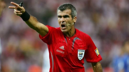 los-arbitros-argentinos-que-hicieron-historia-al-dirigir-la-final-de-un-mundial