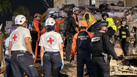 venezuela:-buscan-a-mas-de-46-mil-desaparecidos-tras-los-terremotos,-con-pocas-esperanzas