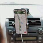 por-que-no-recomiendan-cargar-el-celular-en-el-auto-y-que-problemas-puede-generar