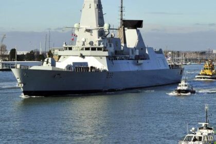 la-marine-britannique-va-remplacer-ses-destructores-vieillissants-par-des-navires-hybrides