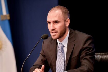 martin-guzman:-“con-este-modelo-economico-no-van-a-mejorar-ni-el-empleo-ni-los-ingresos”
