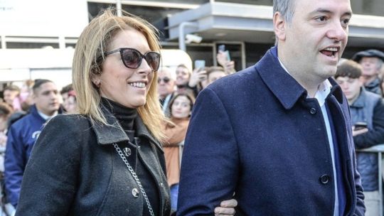 ‘one-way-guest’:-document-that-raised-questions-over-adorni-and-his-wife’s-travel