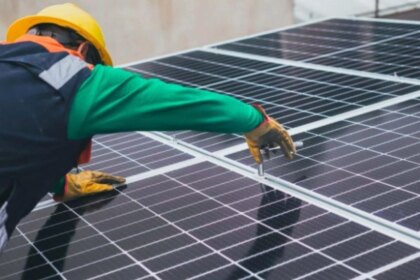 ante-reiterados-cortes-de-luz-de-edelap,-en-brandsen-cada-vez-mas-vecinos-se-refugian-en-la-energia-solar