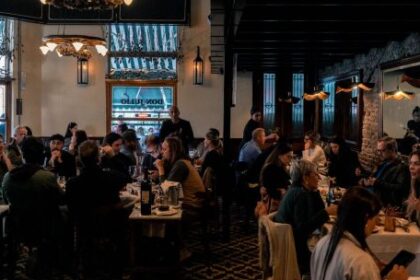 el-auge-de-las-exportaciones-de-carne-vacuna-de-argentina-a-estados-unidos-hace-que-los-locales-paguen-mas-por-el-bistec