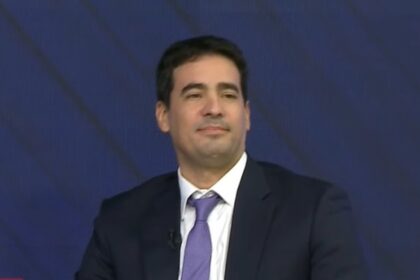 “la-opinion-publica-no-le-creyo”:-ravier-hablo-de-la-renuncia-de-adorni-y-reconocio-que-su-imagen-politica-habia-caido