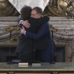 santilli-juro-como-jefe-de-gabinete:-abrazo-con-adorni-y-la-presencia-de-13-gobernadores