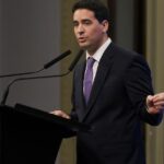 “es-poco-feliz”:-el-nuevo-vocero-de-milei-explico-por-que-dijo-que-ante-la-suba-del-gas-la-gente-se-abriga-mas