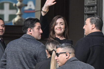 en-otro-gesto-de-distancia-con-la-casa-rosada,-victoria-villarruel-recibe-al-“pollo”-sobrero-por-el-“colapso”-del-sistema-ferroviario