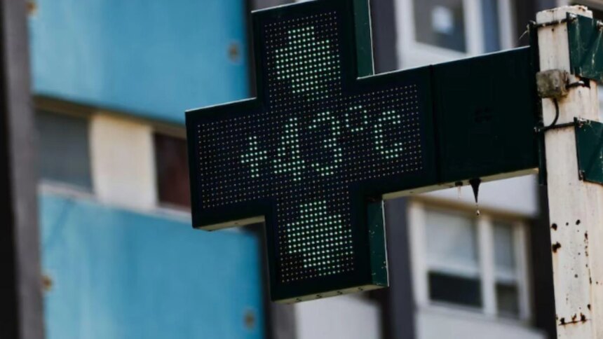 en-plena-ola-de-calor-en-europa,-ecologistas-alertan-por-el-deterioro-de-las-playas-y-otorgan-48-banderas-negras