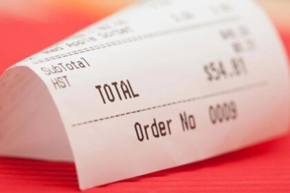 ¿sabias-que-los-tickets-de-compra-son-muy-toxicos?:-asi-es-como-danan-tu-salud-al-tocarlos