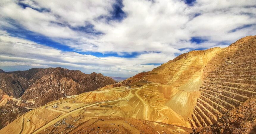 el-oro-manda:-dos-de-cada-tres-dolares-que-exporta-la-mineria-dependen-de-ese-metal