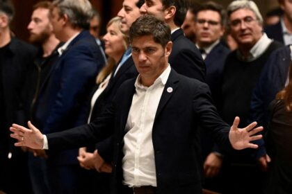 libertarios-piden-informes-a-kicillof-por-una-licitacion-millonaria-por-servicios-audiovisuales:-“es-un-despilfarro”
