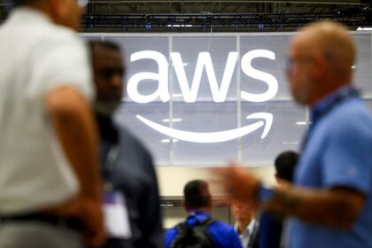 el-jefe-de-seguridad-de-amazon-advierte:-“los-agentes-y-modelos-de-ia-son-geniales:-no-confien-en-ellos”